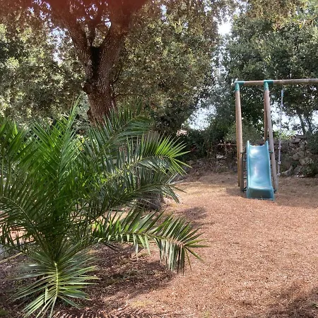 A Porto-vecchio Avec Piscine Privee 度假居